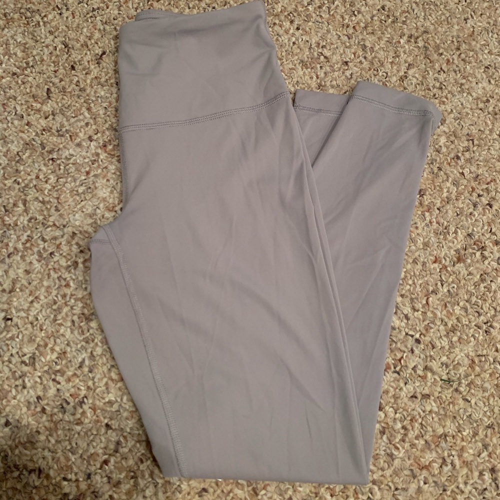 Yogalicious light purple leggings- ankle length